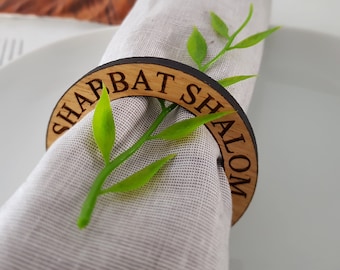 Shabbat Shalom Napkin Ring – 1 Oak Ring – Modern Judaica – Contemporary Jewish Gifts – Shabbat Table Decor – Shabbos Hostess Gift