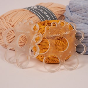 Spinning DIZ with 9 holes for Wool Roving - Spinning Yarn - Carding - Diz To Make Roving - Wool Diz
