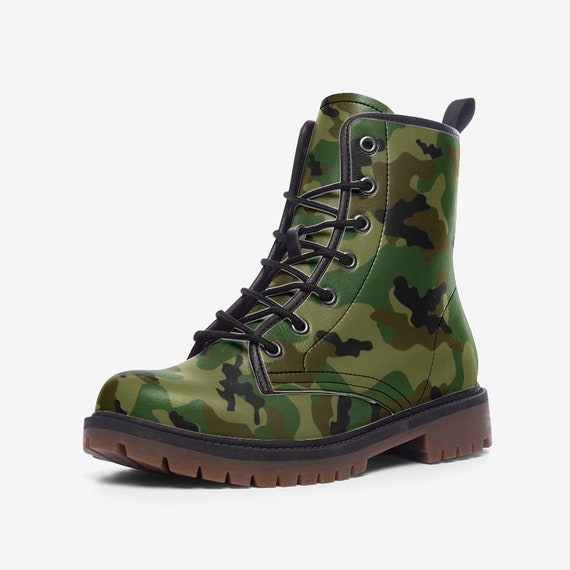 靴 00s archive workboots camouflage y2k Vegan Leather Combat Boots, Y2k Camo Boots, Festival Boots, Lace