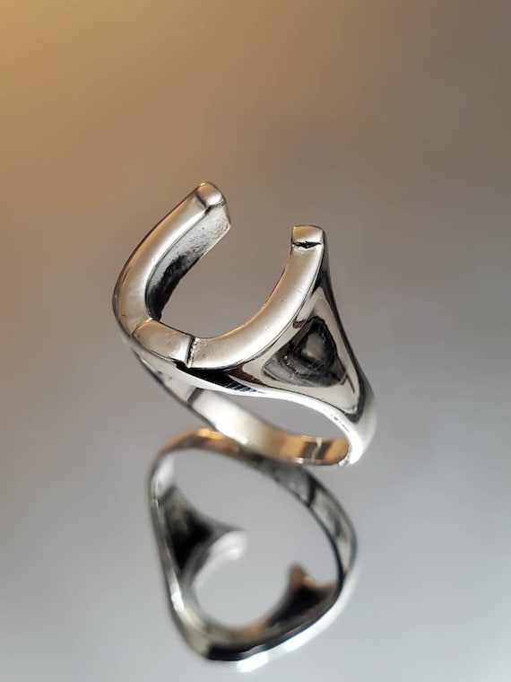 Mens silver horseshoe ring deals