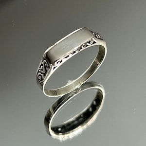 Oxidized Sterling Silver Design Ring, Unisex 4.8mm Band, Trending Men’s Ring, Gift for Him or Her, Modern Engagement Ring Minimalist Jewelry