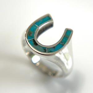 Turquoise Horseshoe Ring – Sterling Silver Men&#39;s Lucky Equestrian Jewelry | Genuine Stone | Cowboy & Riding Gift | 4mm Band