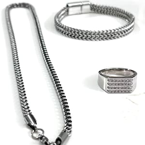 Men's Stainless Steel Chain & Bracelet Set: Non Tarnish, Rugged Jewelry
