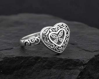 Inner Outer Love Sterling Silver | Oxidized Heart Ring for Women | Nature Inspired Vine Band