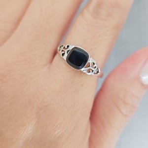 Onyx Stone Ring, Thin Ring, Delicate Sterling Silver Women Ring, Love Friendship Ring, Quality Ring, Celtic Touch Ring