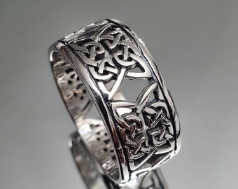 Celtic Design Band, Sterling Silver 925 Men's Ring, 10mm Wedding Band, Engagement Ring, Band for Men, Stylish and Fun