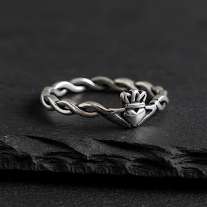 Sterling Silver Vine Claddagh Ring: Dainty Celtic Love & Friendship Band