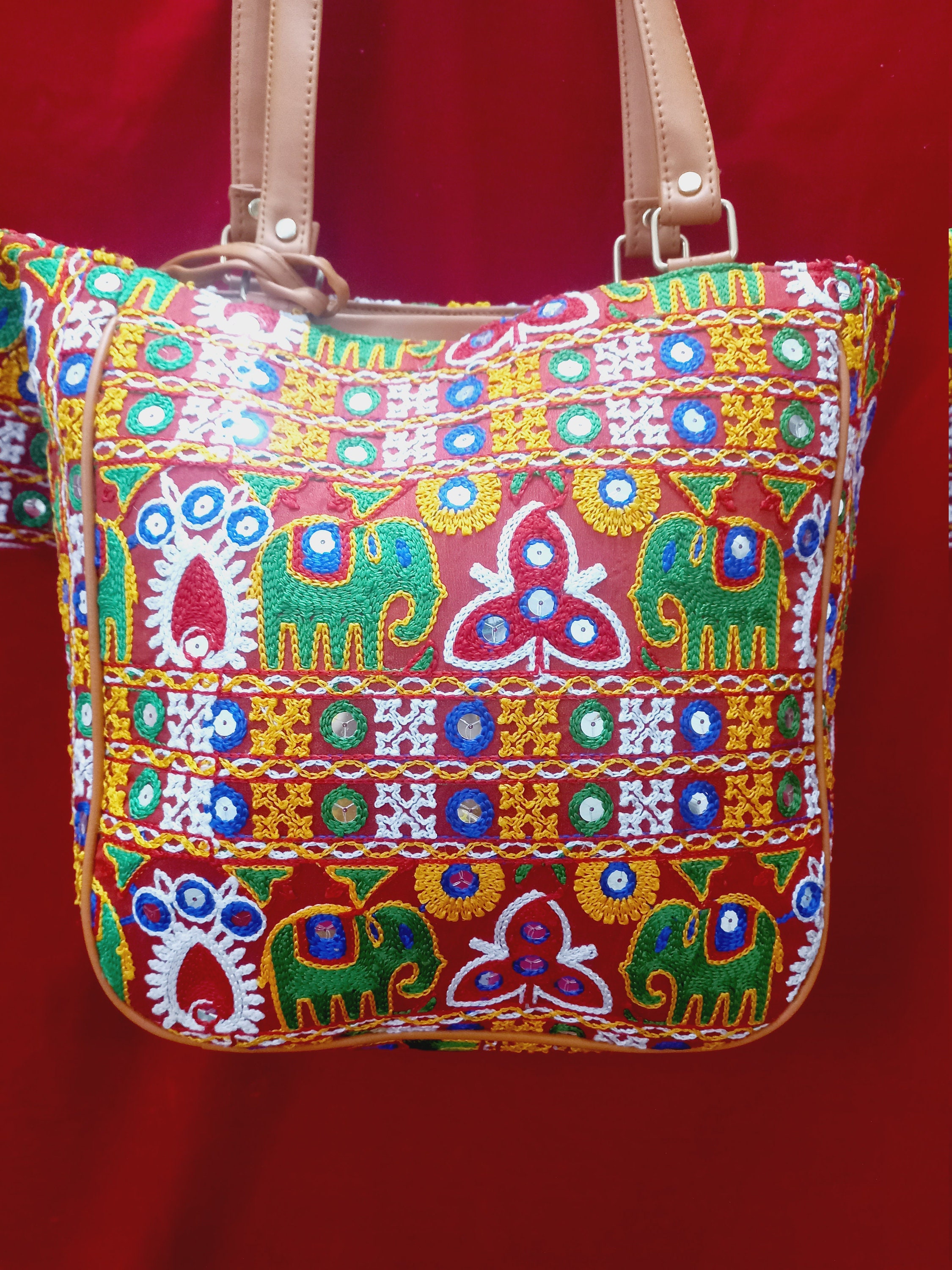 Buy Online Indian Cotton Shopping Handbag Exclusive Cotton Shoulder Tote  Bag Wedding - Zifiti.com 449843