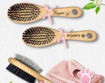 Personalised Pet Grooming Brush, Custom Engraved Cat and Dog Brush, Pet Birthday Gift, Christmas Gift for Dog Mom, Dog Dad, Cat Lovers