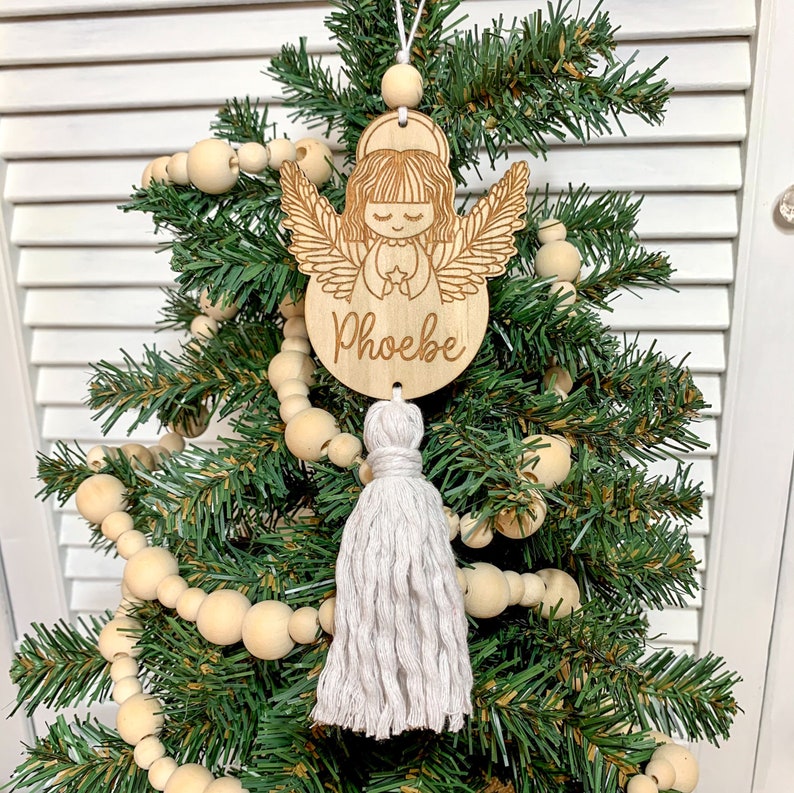 Adorno navideño de ángel de madera personalizado con borla de macramé, decoración conmemorativa de pérdida infantil, regalo de condolencia por la pérdida de un bebé, adorno de 2023 imagen 7