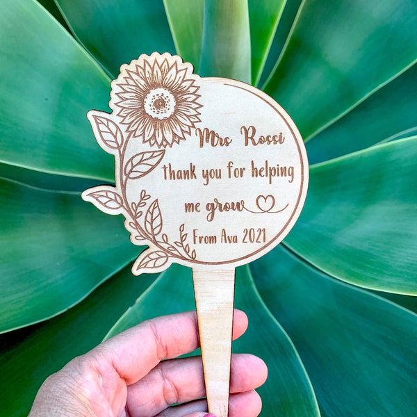 Personalised Plant Marker For Teachers, Thank You For Helping Me Grow Plant Stick, Teacher Appreciation Thank You Gift, End of Year Gift