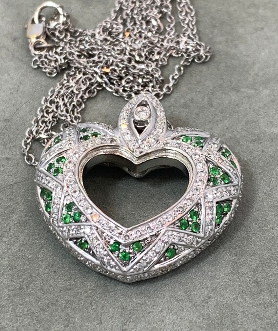 18kt white gold Diamond and Tsavorite Garnet Neck… - image 7