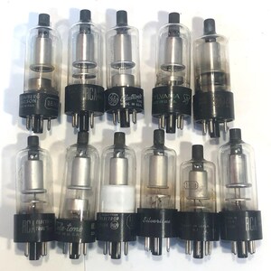 11 Vintage Electron Amplifier Radio Vacuum Tubes GE RCA 1B3GT 3a3 1k3 T451