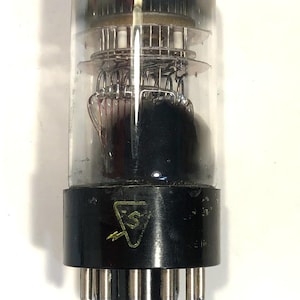 Unusual Unknown Sylvania Electron Amplifier Radio Vacuum Tube B11