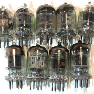 9 6AK5 Radio Amplifier Electron Vacuum Tubes RCA GE Raytheon TV-7 Tested T113