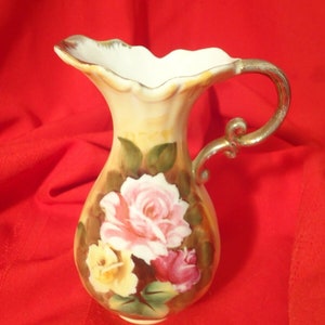 Jarro vintage pintado à mão, vaso de jarra, rosas, guilded E2350, marcado 6&quot;