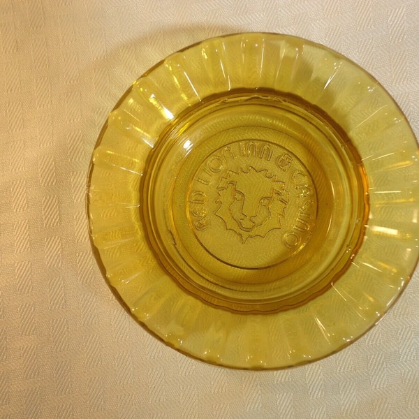 Vintage Red Lion Hotel Casino Glass Ashtray Trinket Dish Lot 204