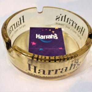 Cenicero de casino vintage harrah's club reno nevada cenicero promocional & bandeja de baratijas de caja de cerillas plato de anillo l11