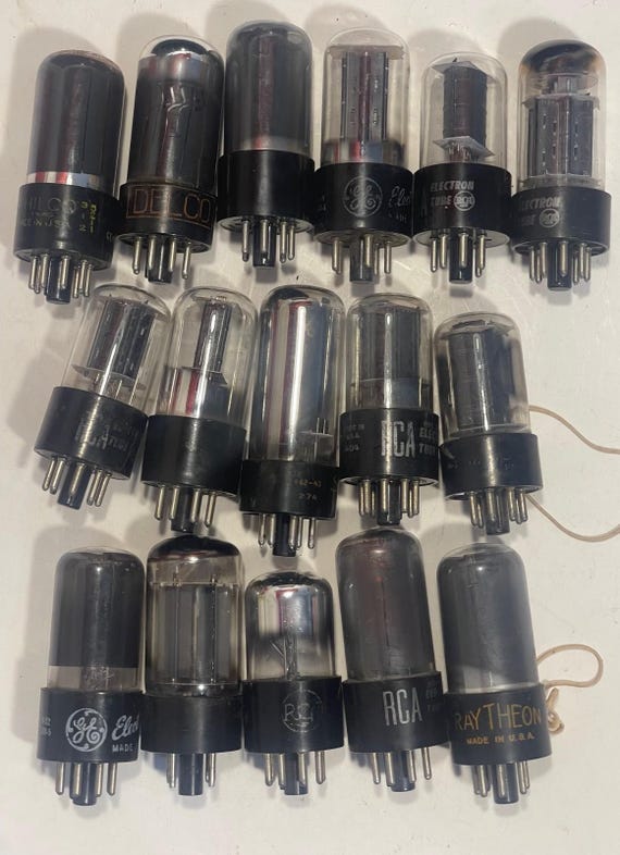 16 ビンテージ電子アンプラジオ用真空管 Raytheon 6SN7? 6SL7? A32