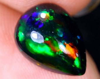 Perfect Jewellery Setting or Unique Gift Stunning Welo Opal 4.43Ct Natural Ethiopian FireBlack Smoked Gem