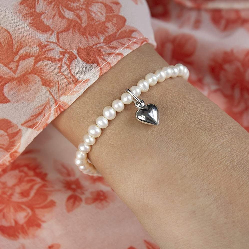 Heart pearl bracelet - Etsy 日本 Heart pearl bracelet - Etsy 日本