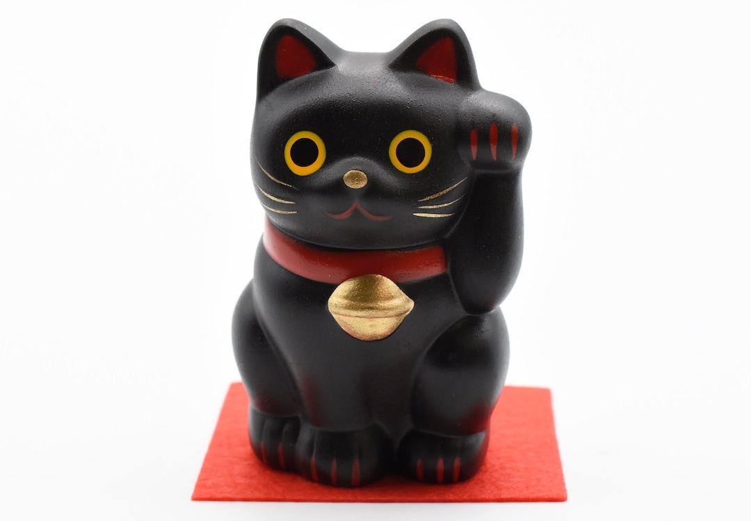 Black maneki neko discount