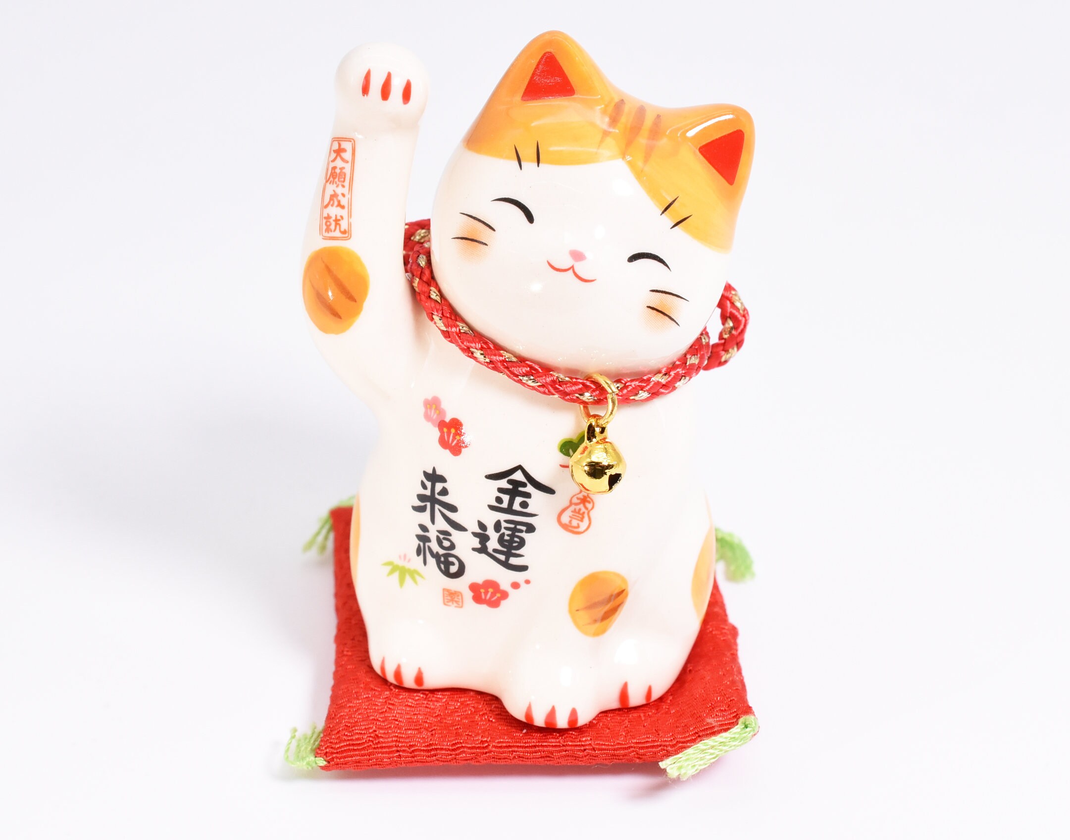 Japanese Luck And Fortune Charm Beckoning White Calico Cat Maneki