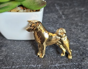 24k Yellow Gold Plated AKITAINU DOG BROOCH - Memorial Jewelry For Pet Lovers, Stylish Scarf Pin With Static And Movement Finishes