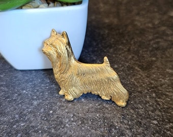 AUSTRALIAN SILKY Terrier BROOCH Gift For Dog Lovers – 24k Yellow Gold Plated Pewter Terrier Brooch Great For Jacket Or Scarf