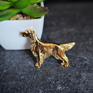 IRISH SETTER Dog BROOCH Made From 24k Yellow Gold Plated Pewter Available In Three Finishes – Pet Lovers Gift Jacket Or Scarf Brooch Pin