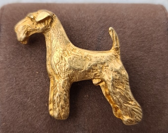 AIREDALE TERRIER BROOCH Available With Gift Wrapping And In Two Finishes – Luxury Detailed Canine Jewelry Brooch Perfect For Dog Lovers