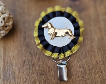 Dachshund number holder, brooch or dog show ring clip, show clip Dachshund, Exhibitor ring number clips, rosettes dog