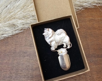 KEESHOND NUMBER HOLDER Brooch - Dog Show Ring Clip And Sweater Clip For Kees Hound Fans - Gift For Dog Lovers, Gift Wrapping Available