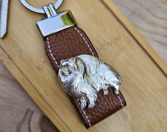 POMERANIAN KEYCHAIN – Silver Plated Pewter Dog Keyring - Unique Dog Lover Gift For Pomeranian Lovers – Gift Wrapping Available