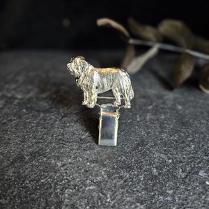 Saint BERNARD NUMBER HOLDER Brooch – Elegant Dog Show Clip And Sweater Clip - Gold Plated Brooch For Dog Lovers – Gift Wrapping Available