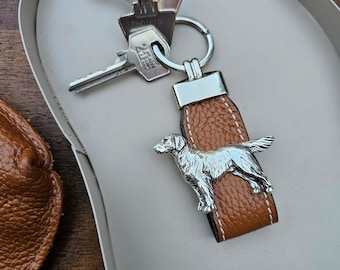 Flat-Coated RETRIEVER DOG KEYCHAIN – Silver Plated Pewter Dog Breed KeyringIn 2 Finishes – Pet Memorial Keepsake – Gift Wrapping Available