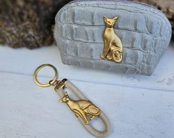 Siamese Cat Lovers Gift Set – Brooch, Keyring, Tie Clip, and Coin Purse Charm | Gold-Plated Pewter