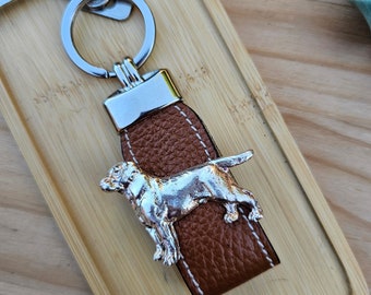 LABRADOR DOG KEYCHAIN – Silver Plated Pewter Dog Breed Keyring - Unique Gift For Dog Lovers And Labrador Enthusiasts