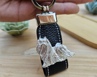 MALTESE DOG KEYCHAIN - Silver-Plated Pewter Dog Breed Keyring - Perfect Gift For Dog Lovers And Maltese Owners - Unique Pet Gift Accessory