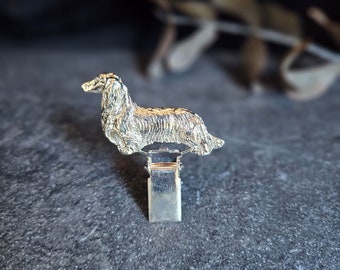 DACHSHUND Long Hair NUMBER HOLDER Brooch - Gold Plated Dog Show Ring Clip – Pet Memorial Jewelry - Perfect Gift For Dog Lover And Exhibitors