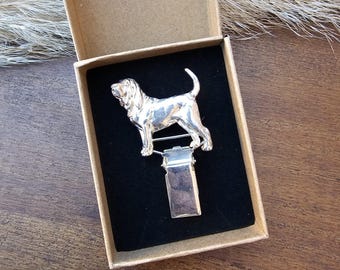 BLOODHOUND NUMBER HOLDER Brooch – Dog Show Ring Clip – Pewter Sweater Clips –Gift For Dog Lovers And Dog Show Enthusiasts