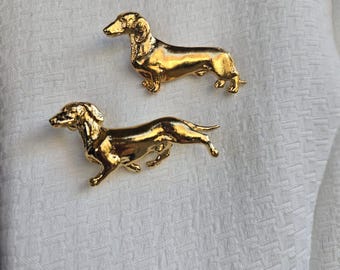金メッキのダックスフンドブローチ：犬好きへのエレガントな贈り物