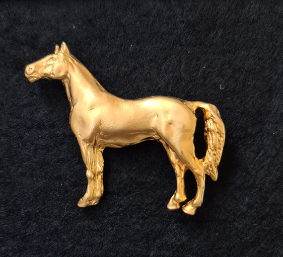 サラブレッド馬のブローチ：24Kゴールドメッキの乗馬ジュエリー - Etsy