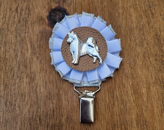 Cute Samoyed Rosette Number Holder for Dog Shows - Personalized Pet Accessory