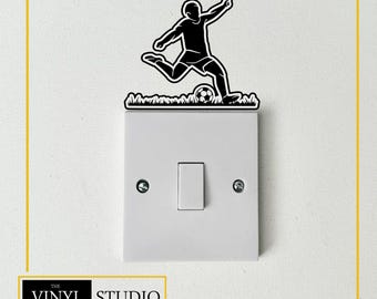Vinilo decorativo para interruptor de luz con diseño de jugador de fútbol / Decoración de pared para habitación juvenil / Acabado mate / Varios colores