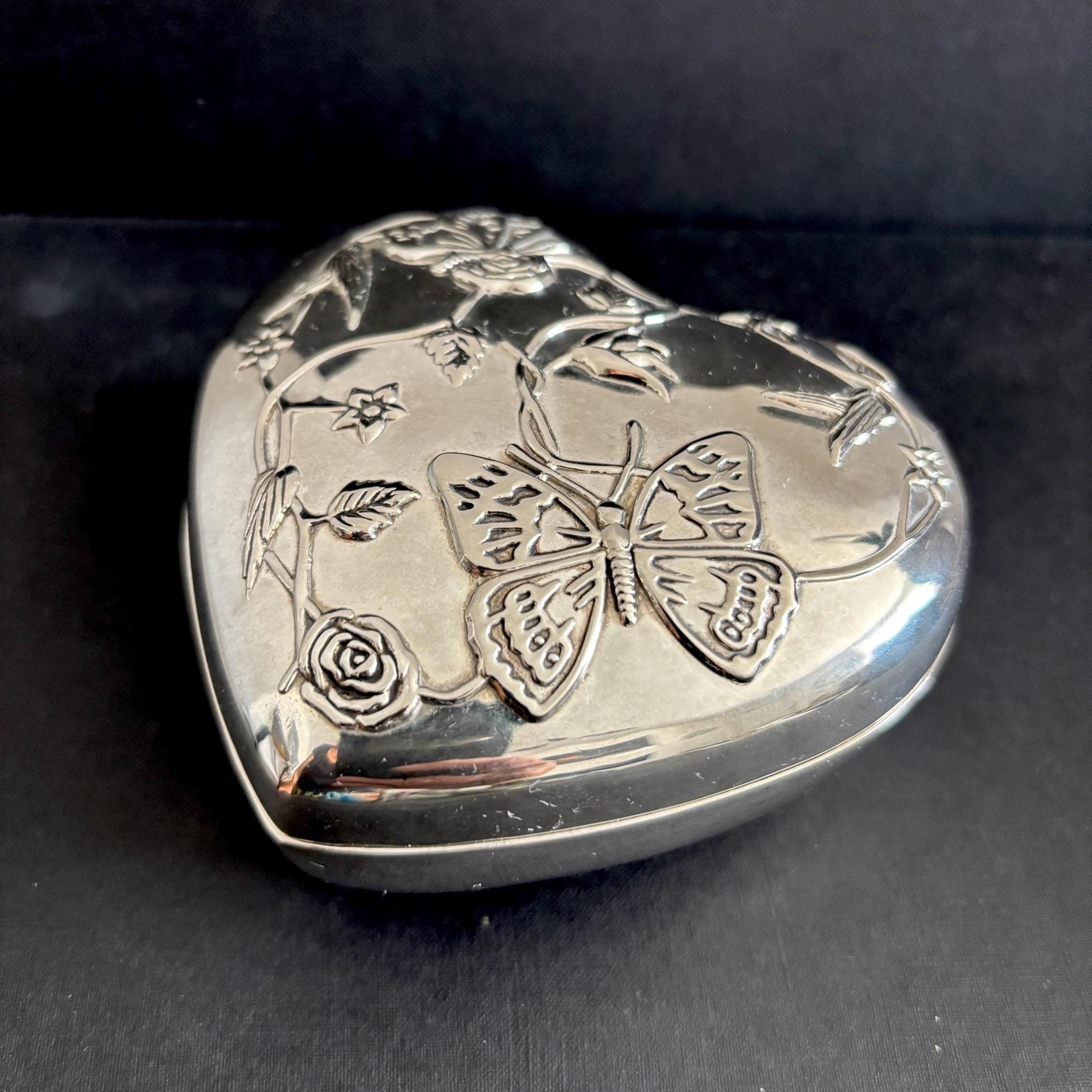 Vintage Heart Shaped Jewelry Box: Embossed Floral Design, Silver Tone Finish