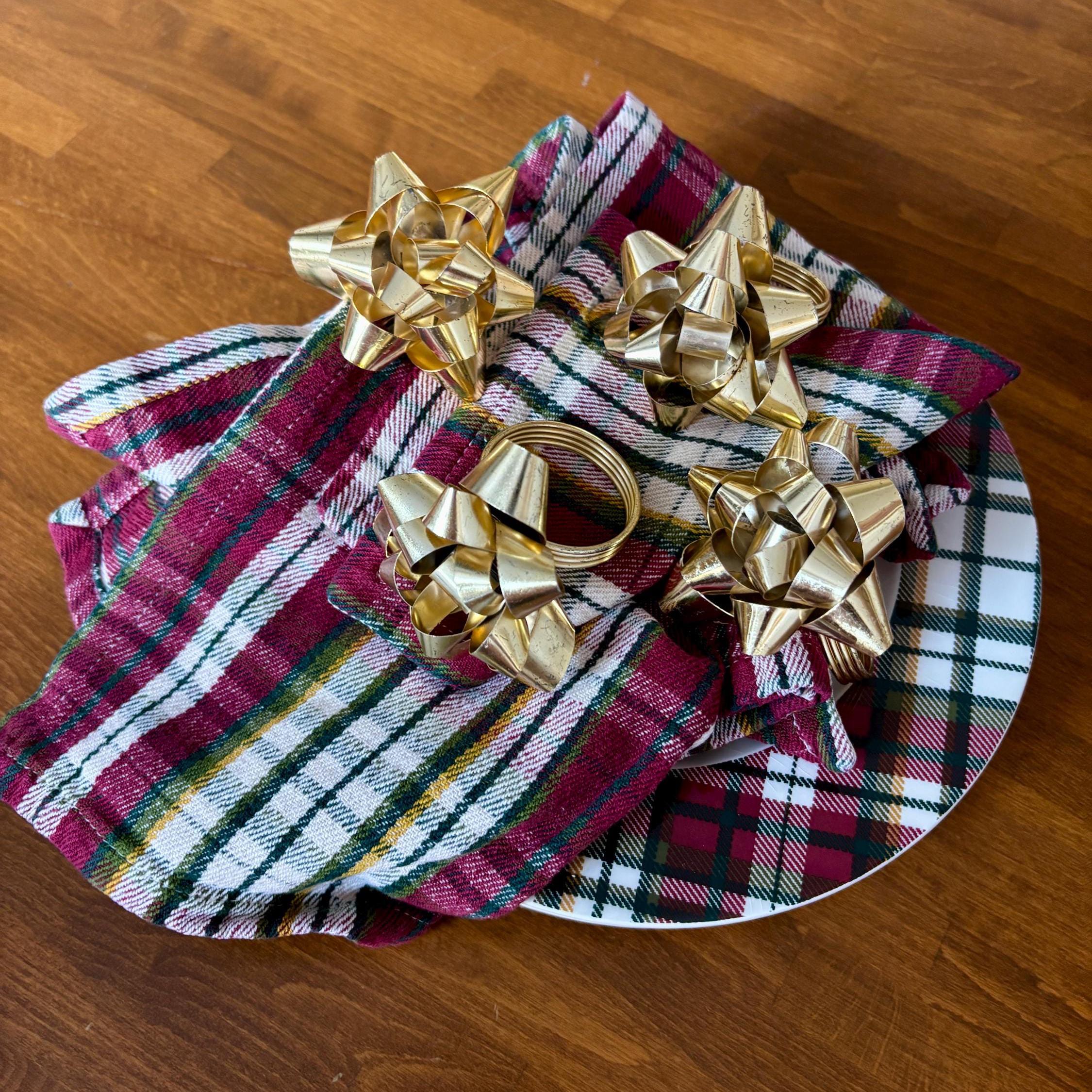 Set of 4 Vintage Gift Bow Napkin Rings | Gold Tone Glam Holiday Table Decor