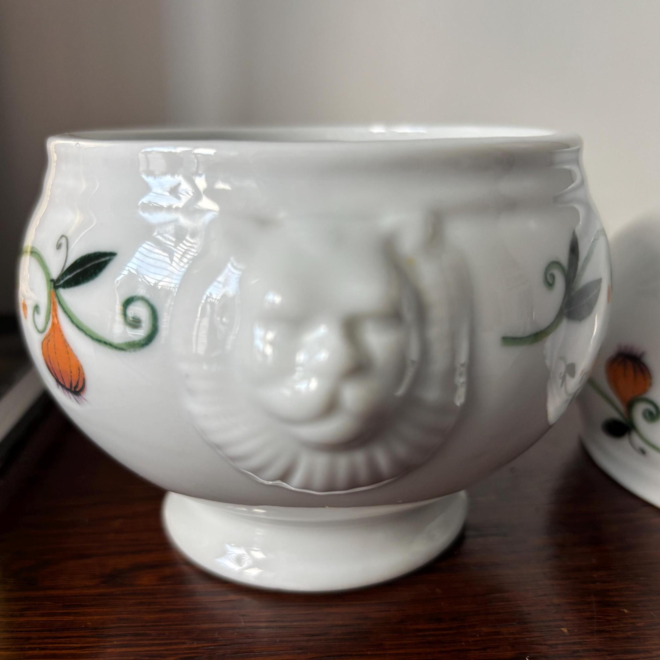 Pair Vintage White Ceramic Lion Head Bowls, Pedestal Foot, Hand-Painted Tureens