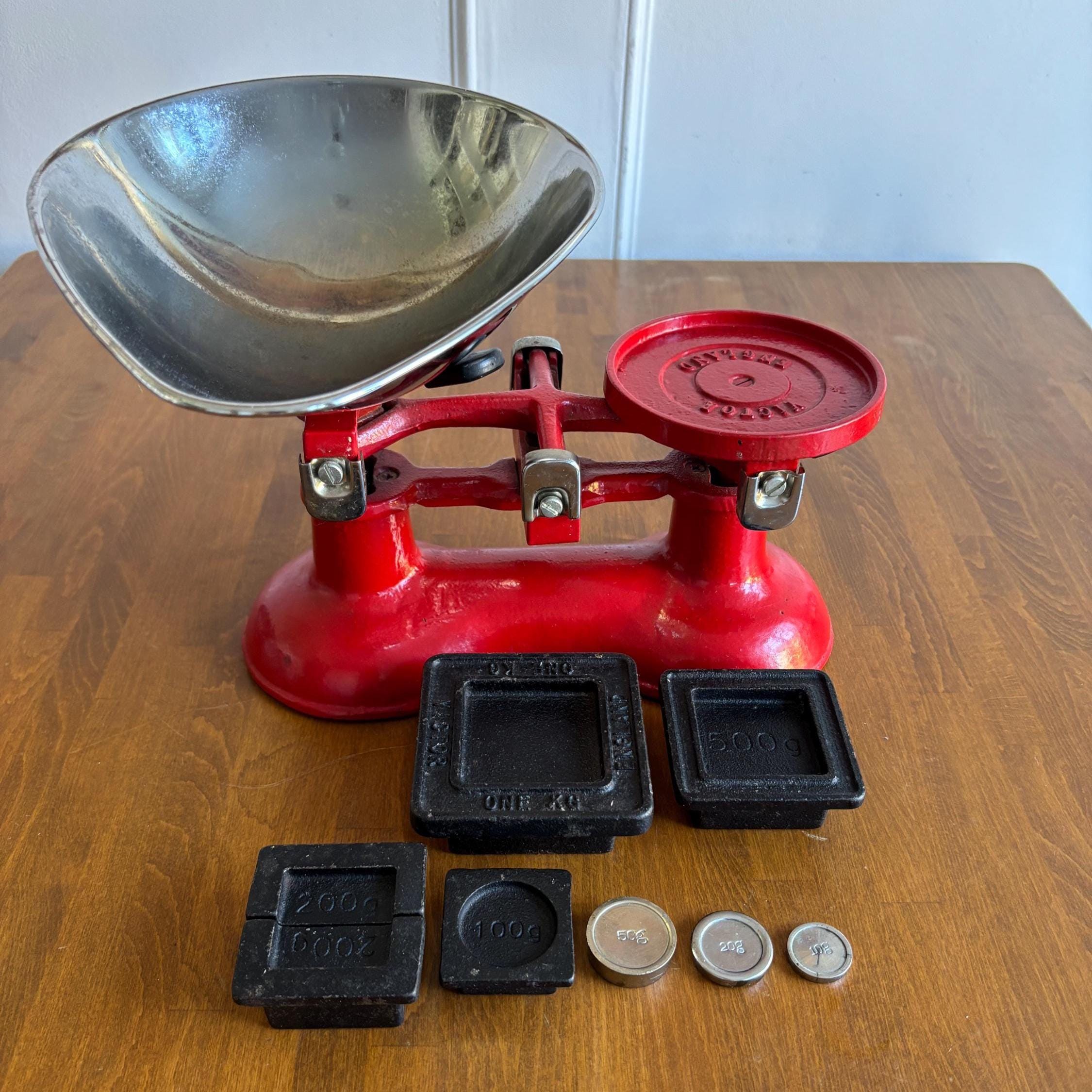Vintage Victor Kitchen Scales Red Cast Iron Grocers Scale With Original Weight Set