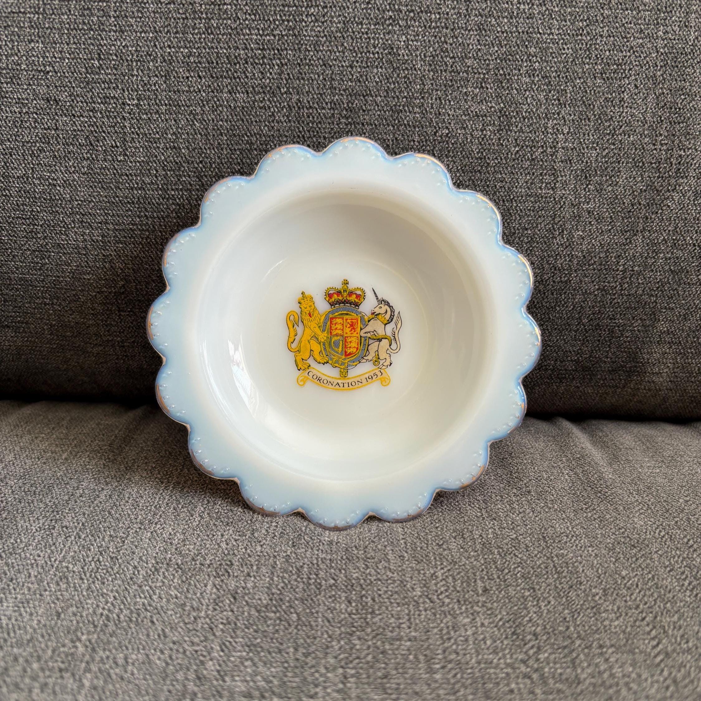 Vintage Milk Glass Pin Dish/Ashtray | Queen Elizabeth || Coronation 1953